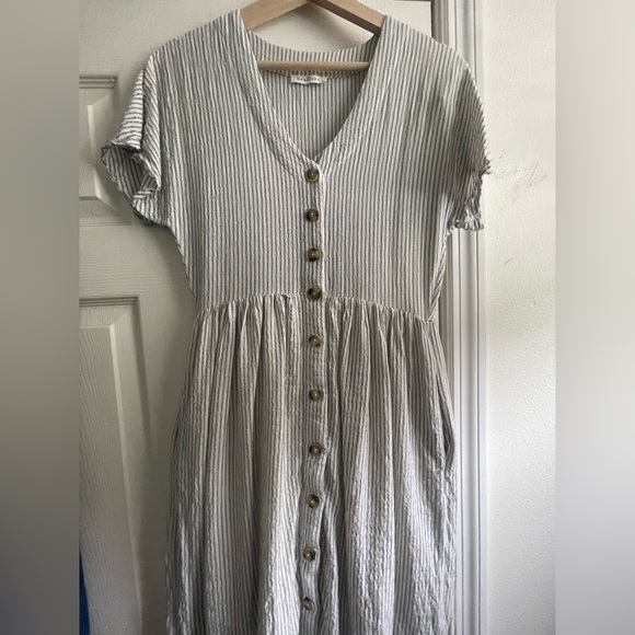 Neuflora Newberry Dress - Picture 3 of 5